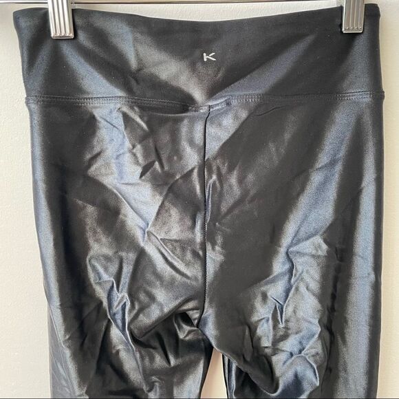 Koral Lustrous Infinity Legging - Black - Picture 7 of 9